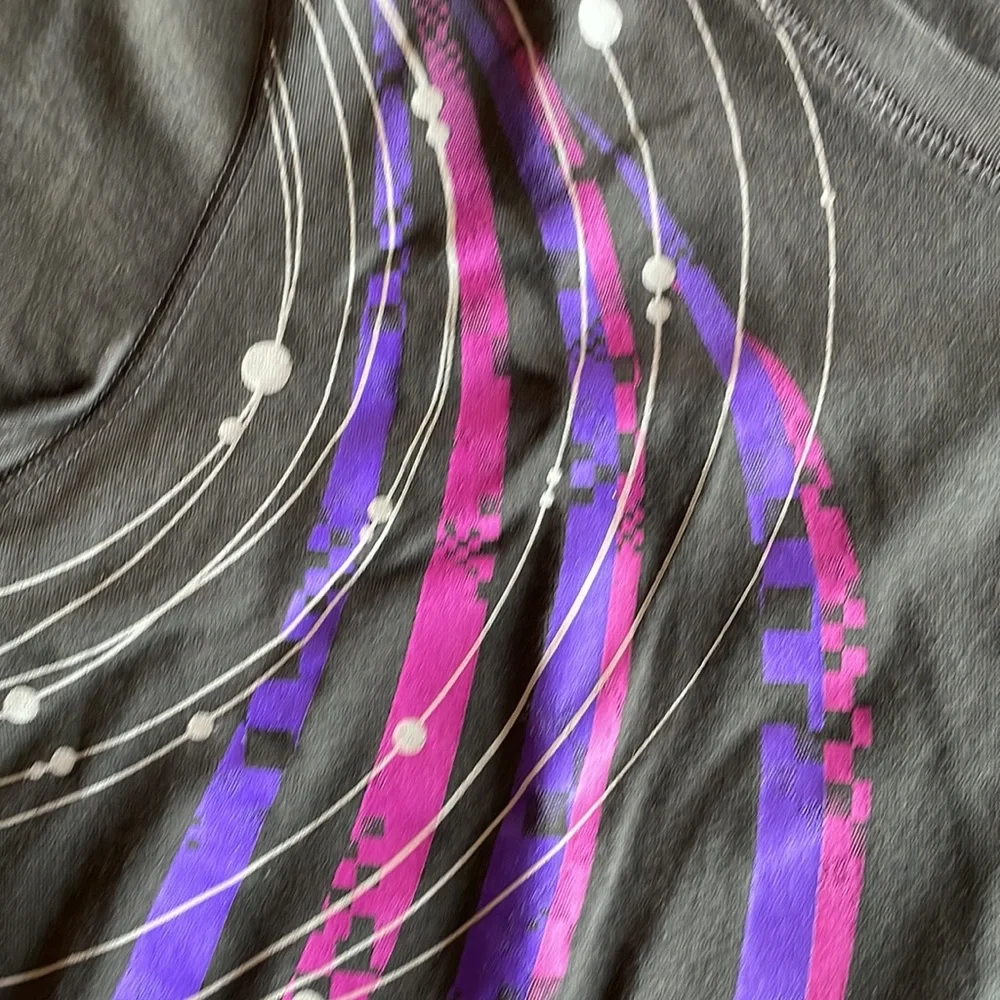 Women’s Tek Gear Workout Tees (4). - Picture 6 of 16